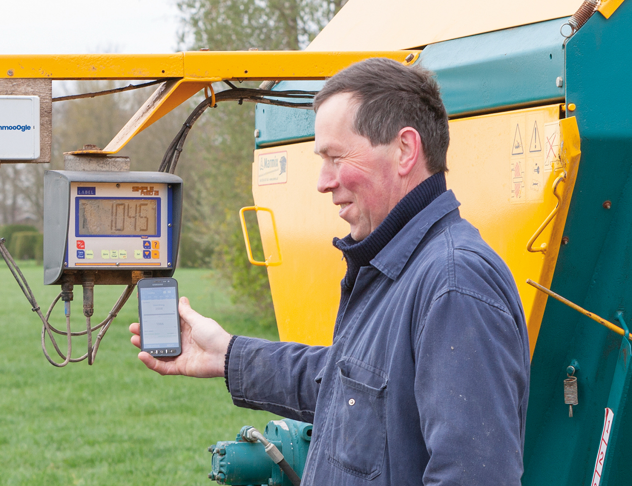 feeding dairy cows total mixed ration using mobile app