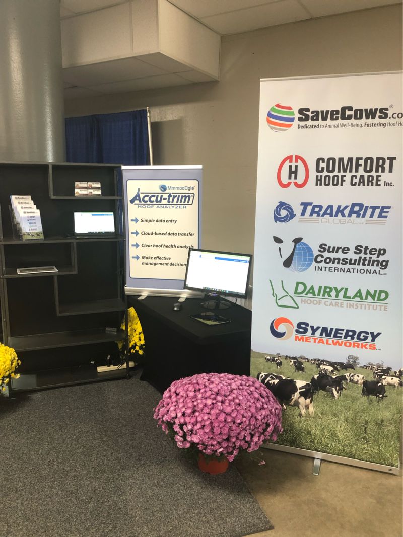 Booth Karl Burgi at World Dairy Expo detailing MmmooOgle Accu-trim